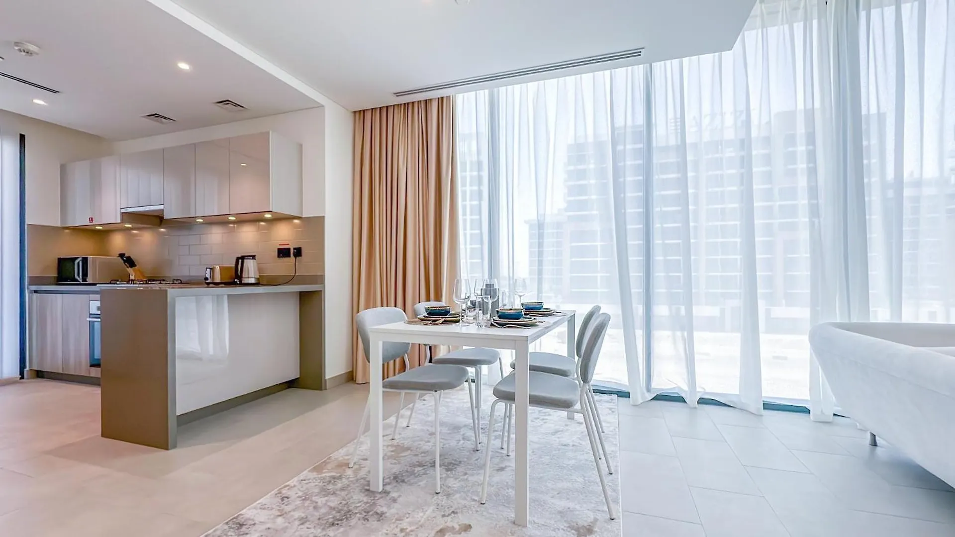 Apartment Spacious 2Br, Sobha Waves, Family-Friendly Stay - 3Ab11 Dubai United Arab Emirates