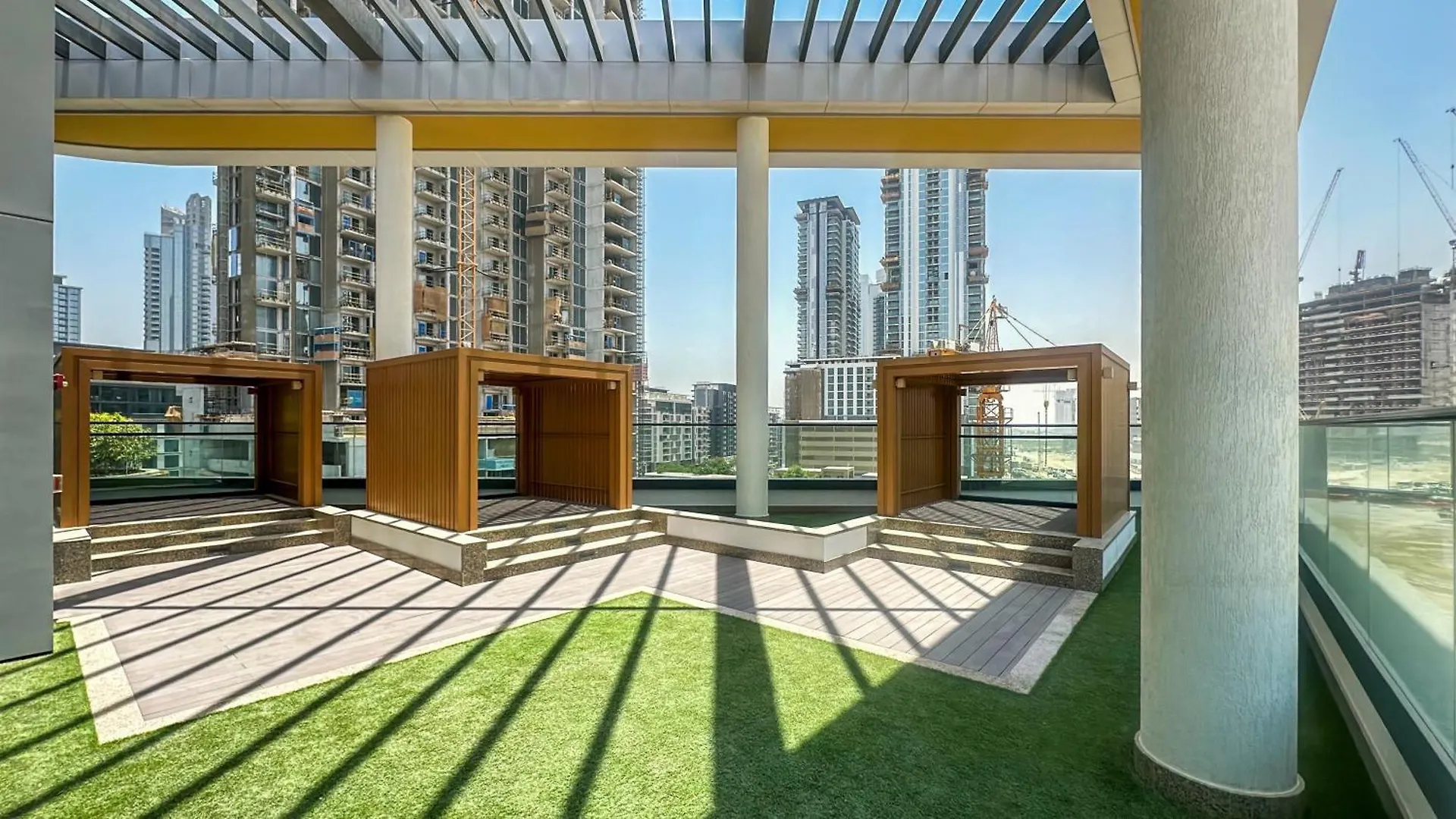 Apartment Spacious 2Br, Sobha Waves, Family-Friendly Stay - 3Ab11 Dubai